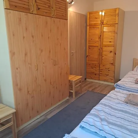 Apartment Kaptar Lakas *